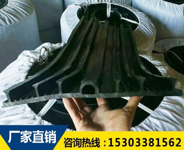 中埋式橡膠止水帶的寬度與結(jié)構(gòu)斷面尺寸有關(guān)系嗎？