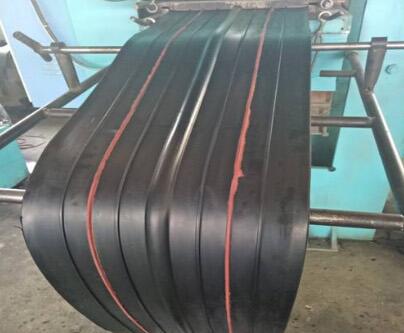 為什么說橡膠止水帶要盡量在工廠中連接成整體？