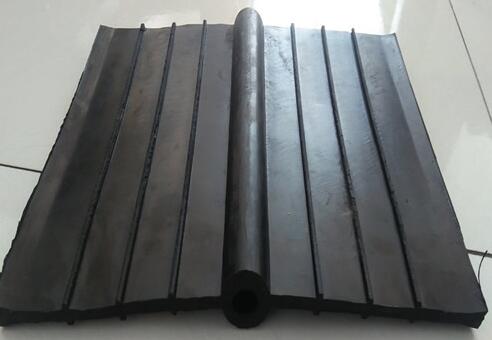 中置式橡膠止水帶